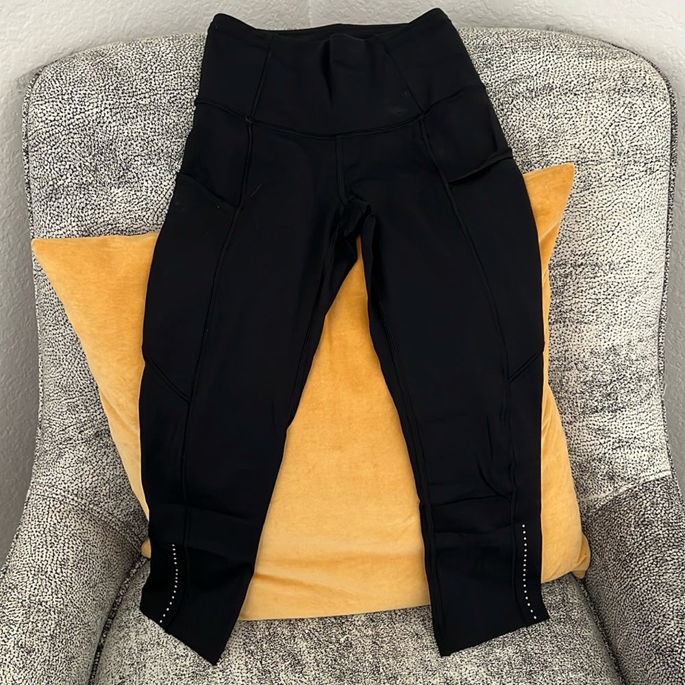 19” Fast and Free yoga pants